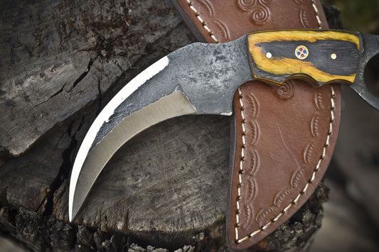 Hand Forged D2 Steel Best Karambit Knife Fixed Blade Karambit with Hard Wood Handle
