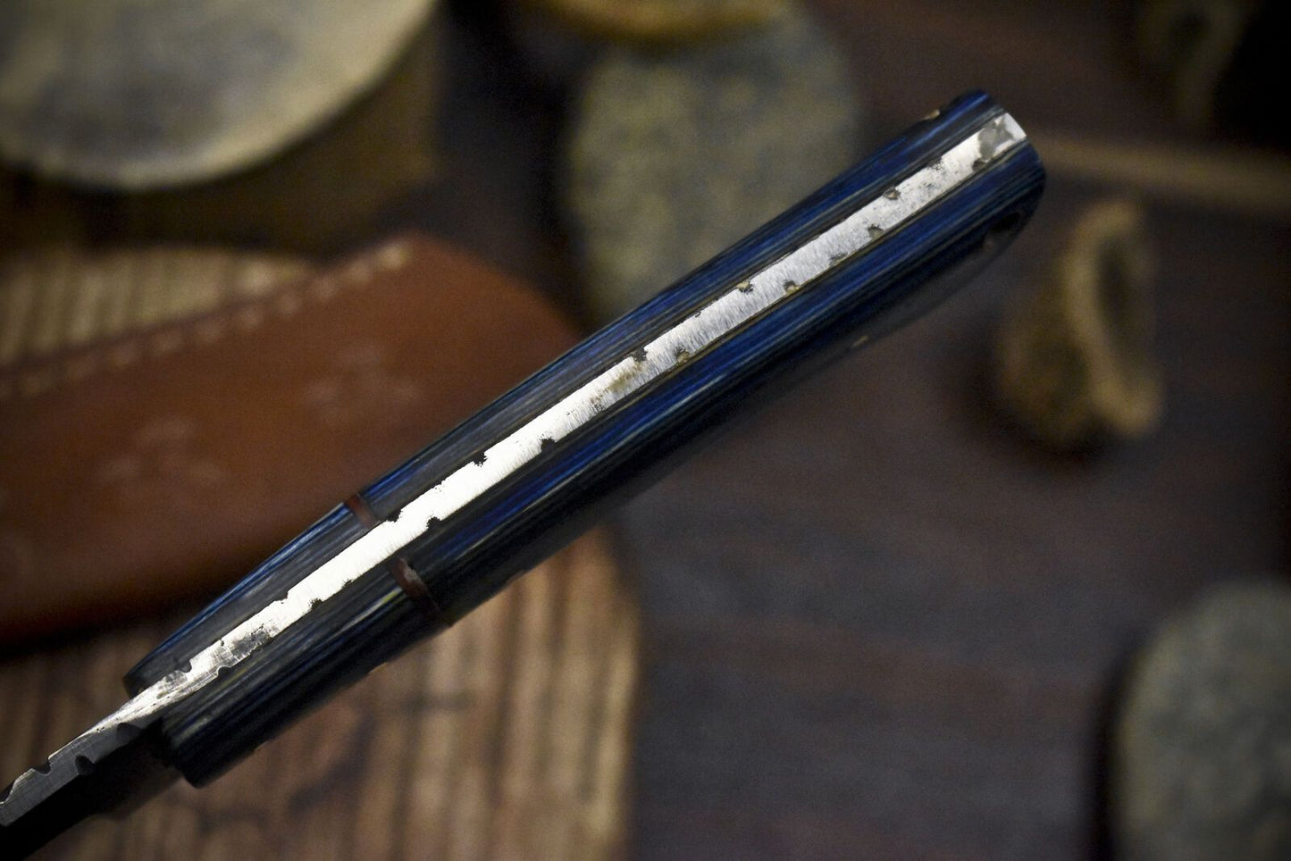 Rare Custom Twist Damascus Skinner Knife with Hardwood Handle and Wooden Bolster – Hunting Blade