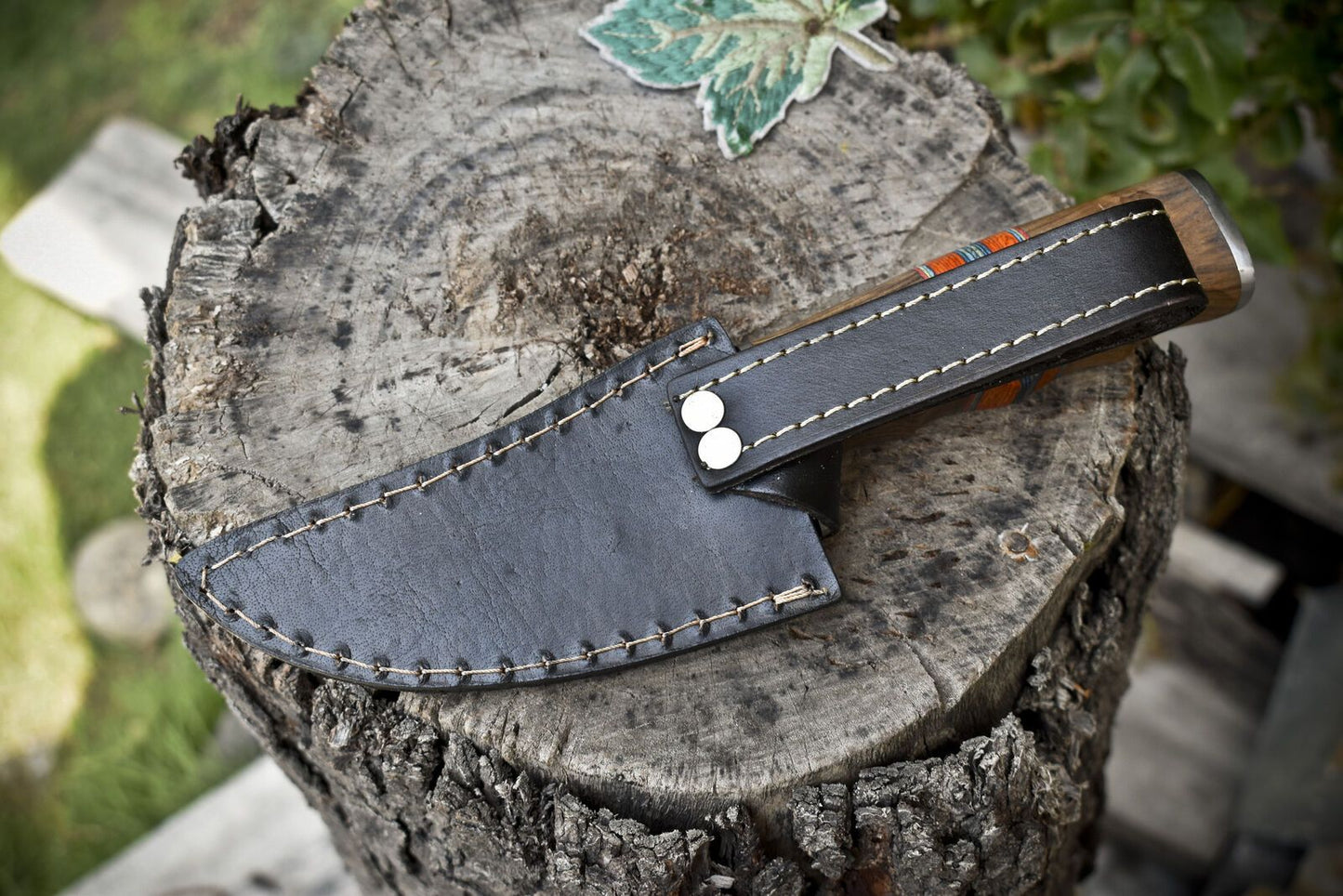 Hand Forged Twist Damascus Skinner Knife with Walnut Wood Handle for EDC