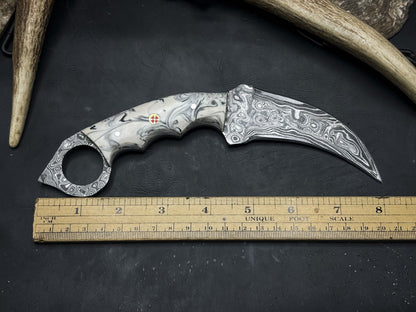 8” Handmade Best Karambit Knife Damascus Karambit Knife With Resin Handle