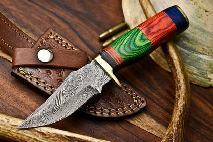Custom Handmade Damascus Steel Hunting Knife with Hardwood Handle and Leather Sheath