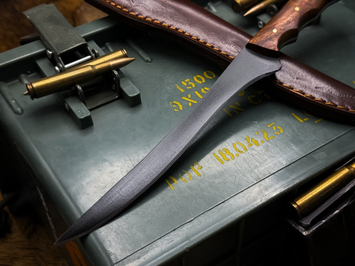 Handmade J2 Steel Hunting & Chef Knife with Powder Coated Blade, Horn Handle & Leather Sheath