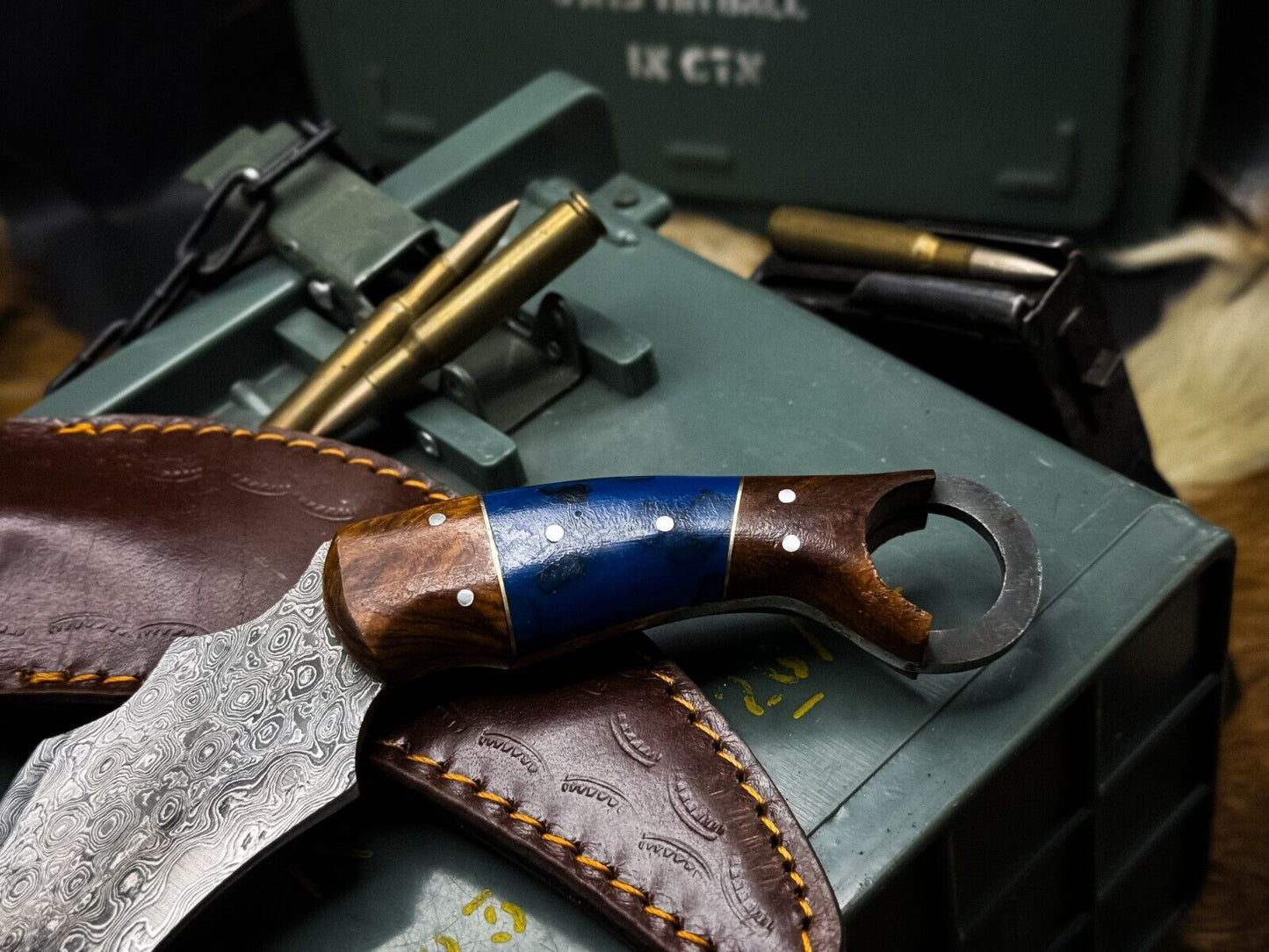 Handmade 8"Damascus Karambit Knife Best Damascus Hunting Knife with Wood and Resin Handle