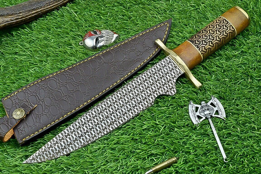 15" Handcrafted J2 Steel Damascus Bowie Knife with Hardwood Handle & Leather Sheath