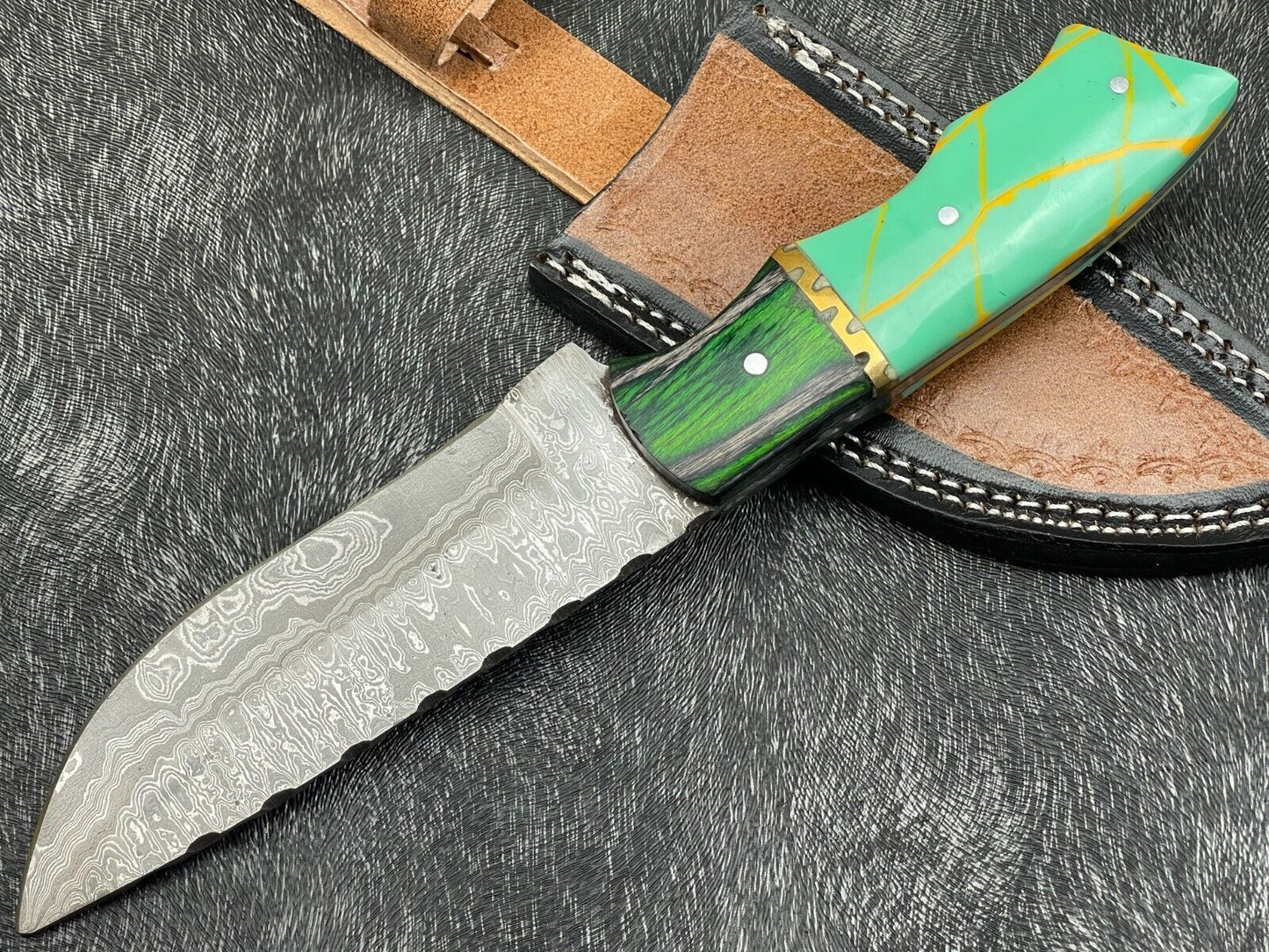 Heritage Forge Trail Seeker 10 Inch Damascus Bowie Knife with Resin Wood Handle