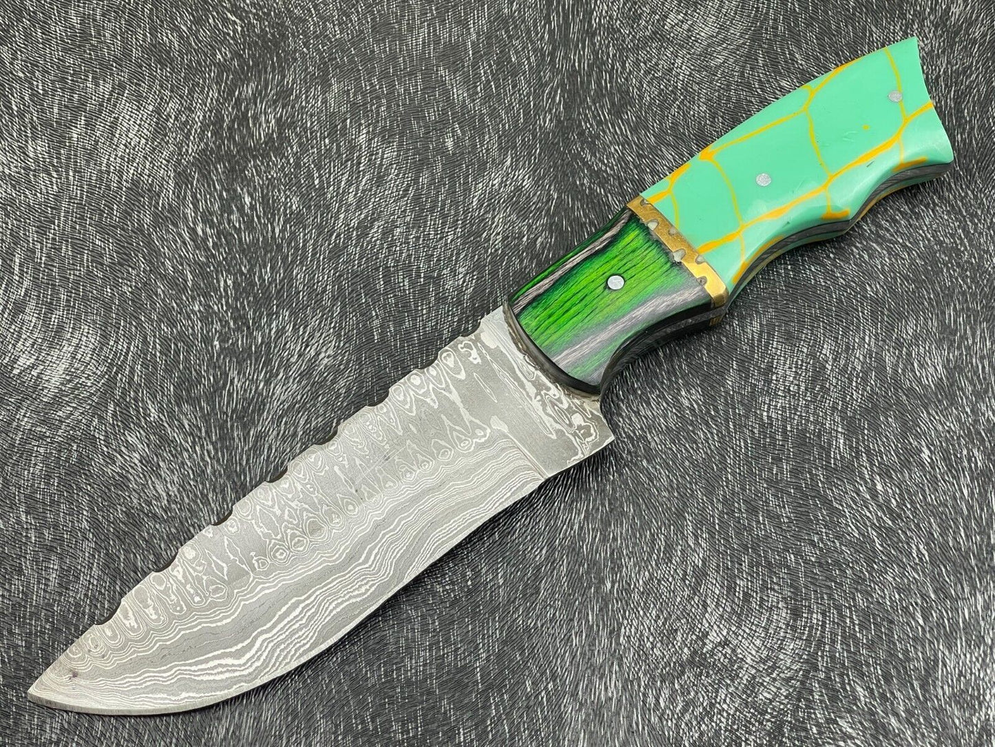 Heritage Forge Trail Seeker 10 Inch Damascus Bowie Knife with Resin Wood Handle
