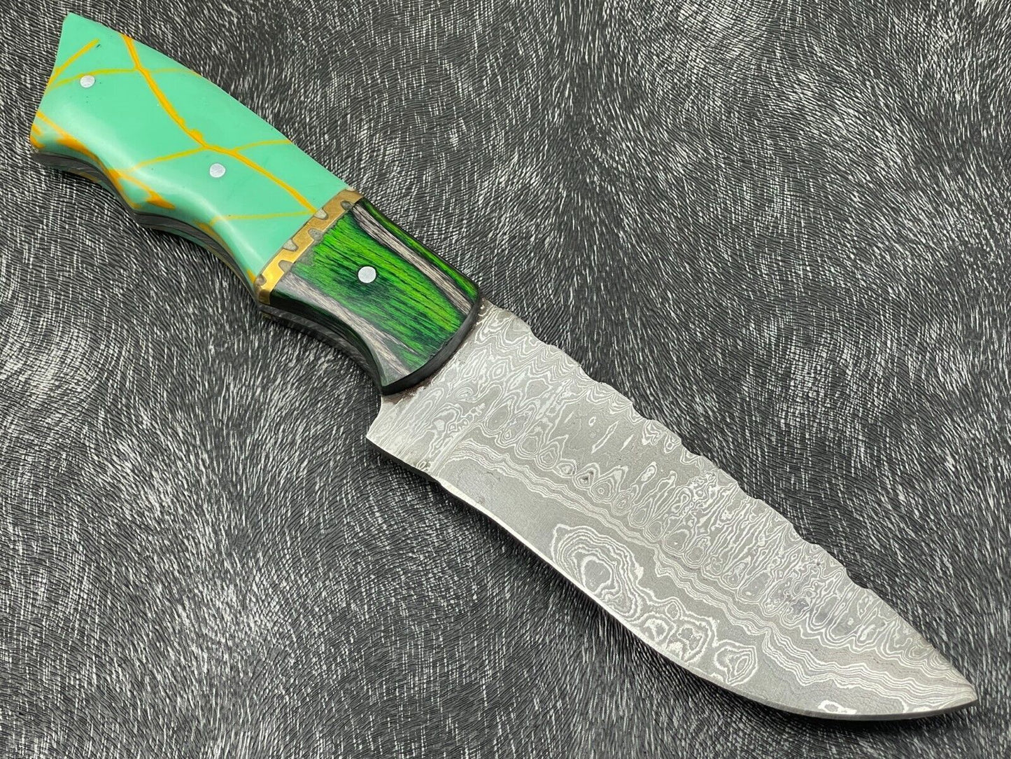 Heritage Forge Trail Seeker 10 Inch Damascus Bowie Knife with Resin Wood Handle