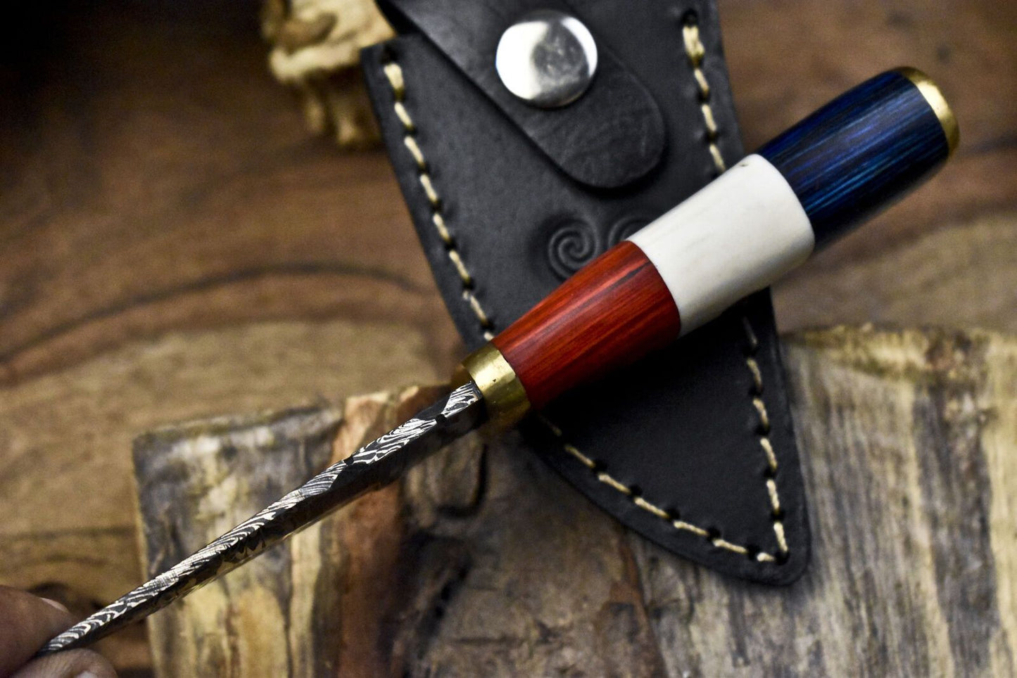 Twist Damascus Skinner Knife with Bone and Wood Handle Brass Guard – 6" Custom Hunting Knife