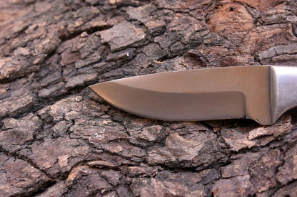 Handmade Skinner Knife – Stainless Steel Survival & Camping Blade with Wooden Handle and Cover
