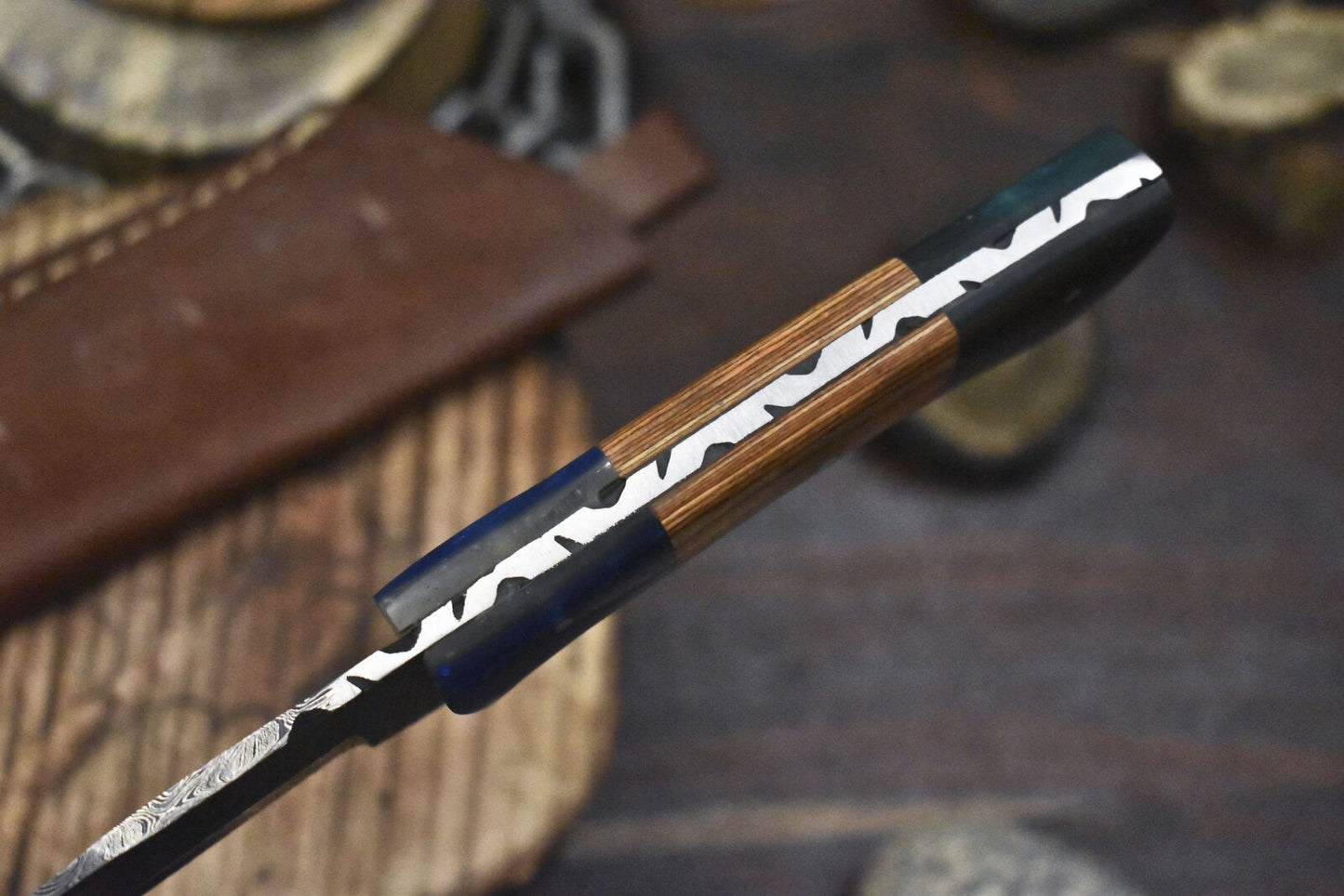 Twist Damascus Skinner Knife with Olive Wood Handle and Micarta Bolster EDC