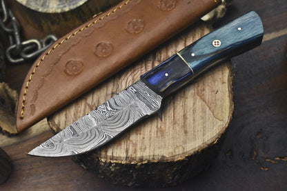 Handcrafted Twist Damascus Skinner Knife with Hardwood Handle and Wooden Bolster