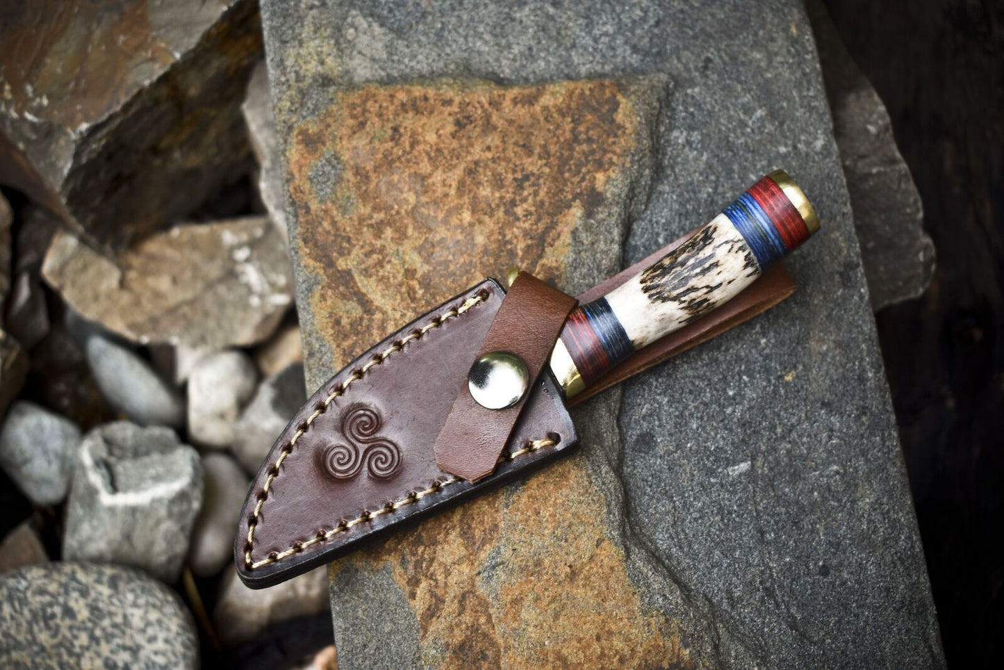 Twist Damascus Skinner Knife with Stag Antler Handle | Hand Forged EDC Knife