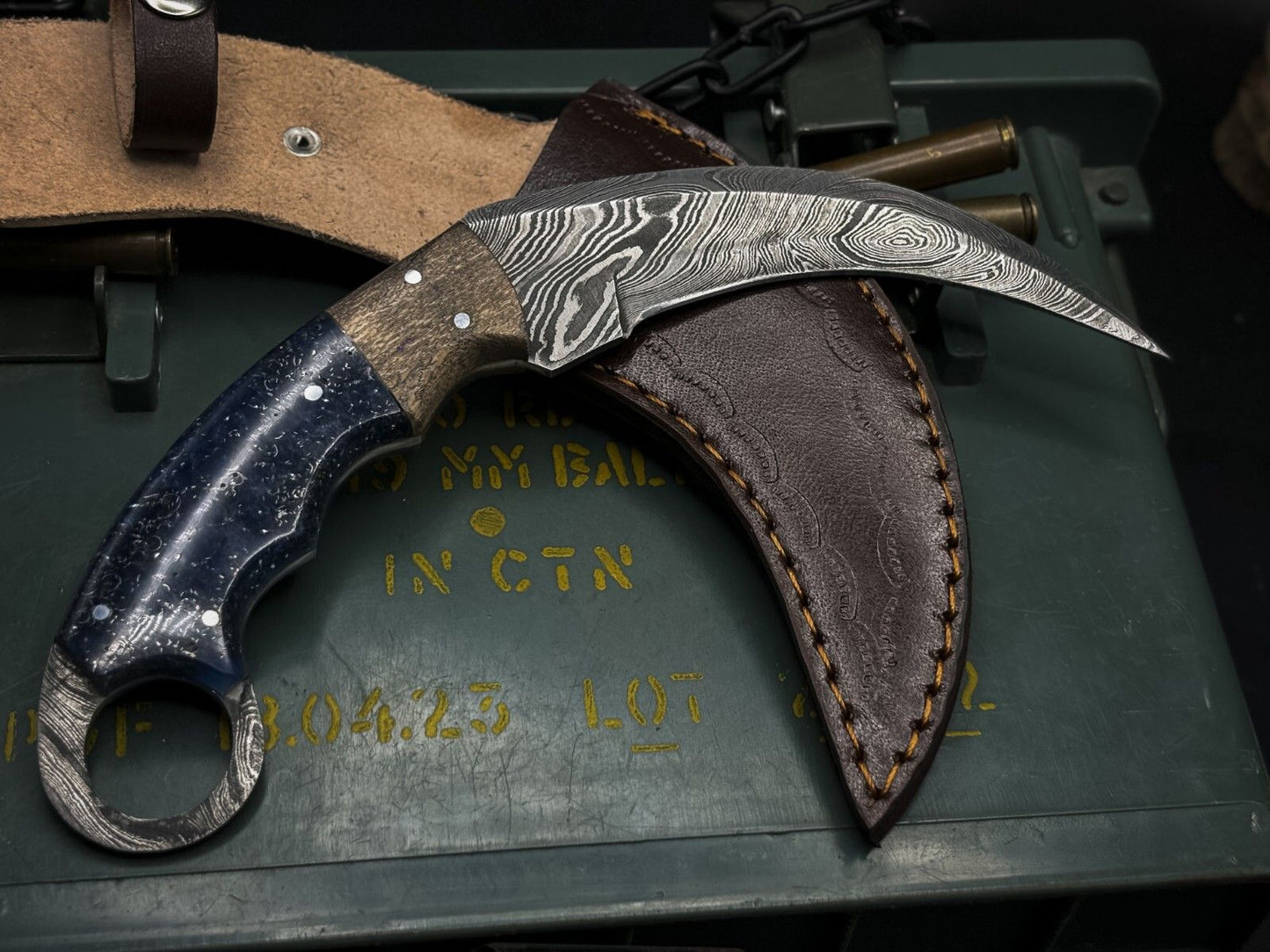 8" Handmade Damascus Karambit Knife Best Damascus Steel Karambit with Resin Handle