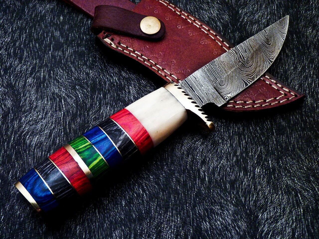 9" Custom Handmade Damascus Bowie Hunting Knife – Hard Wood & Camel Bone Handle