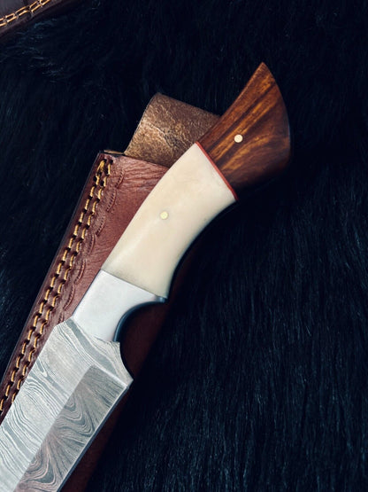 Heritage Forge 10.5 Inch Handmade Twist Damascus Steel Hunting Knife with Camel Bone and Wood Handle