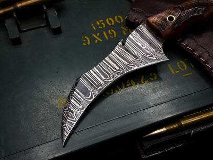 Handmade 8” Damascus Karambit Knife Full Tang Damascus Steel Knife with Horn Handle