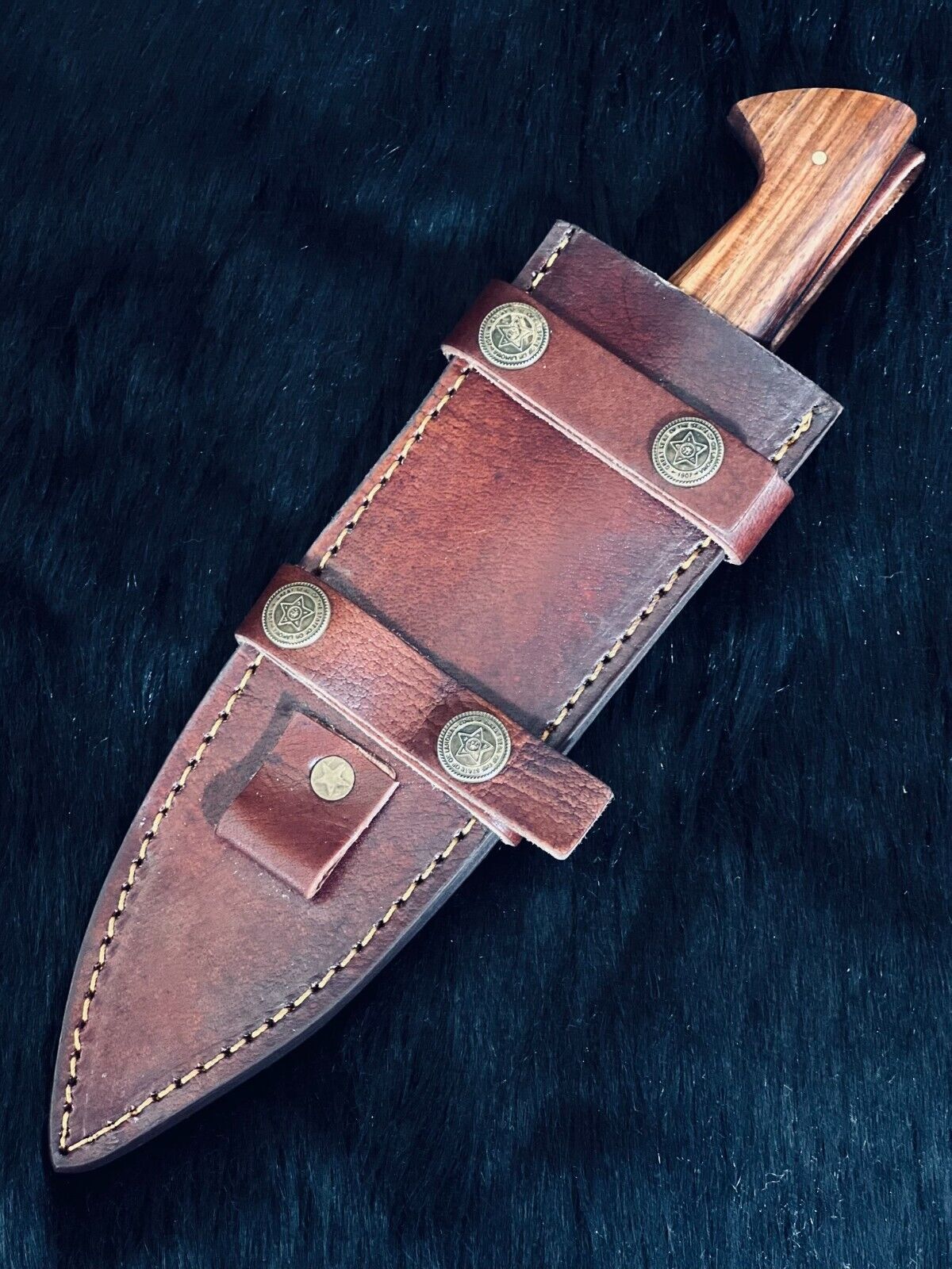 9.5" Twist Damascus Steel Bowie Knife – Camel Bone & Wood Handle