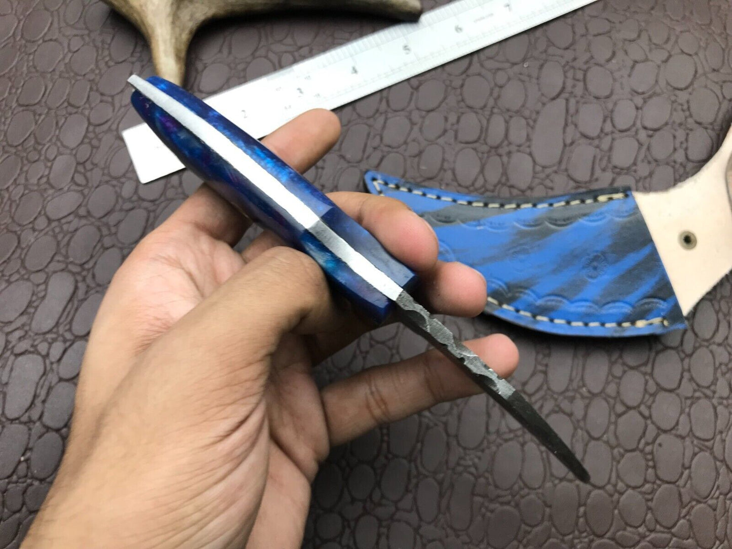 Hand Forged Damascus Karambit Knife Best Karambit Damascus Steel With Resin Handle