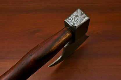 Handmade Damascus Tomahawk Hatchet Axe Integral with Leather Sheath