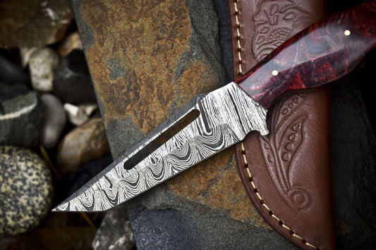 Custom Handmade Damascus Skinner Knife Twist Pattern Micarta Handle Hunting Gift Blade