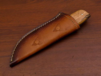 7.5" Olive & Pakka Wood Handle Damascus Hunting Knife – Fixed Blade Skinning Knife