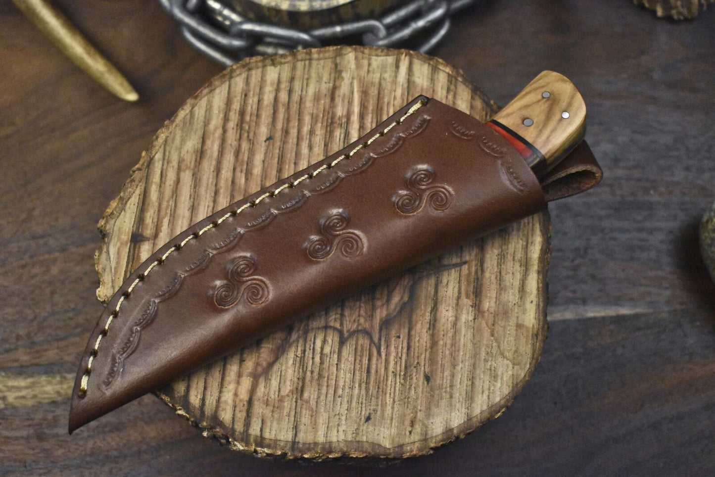 7.5" Twist Damascus Skinner Knife with Hardwood Handle and Wooden Bolster – Handmade Hunting Gift Knife