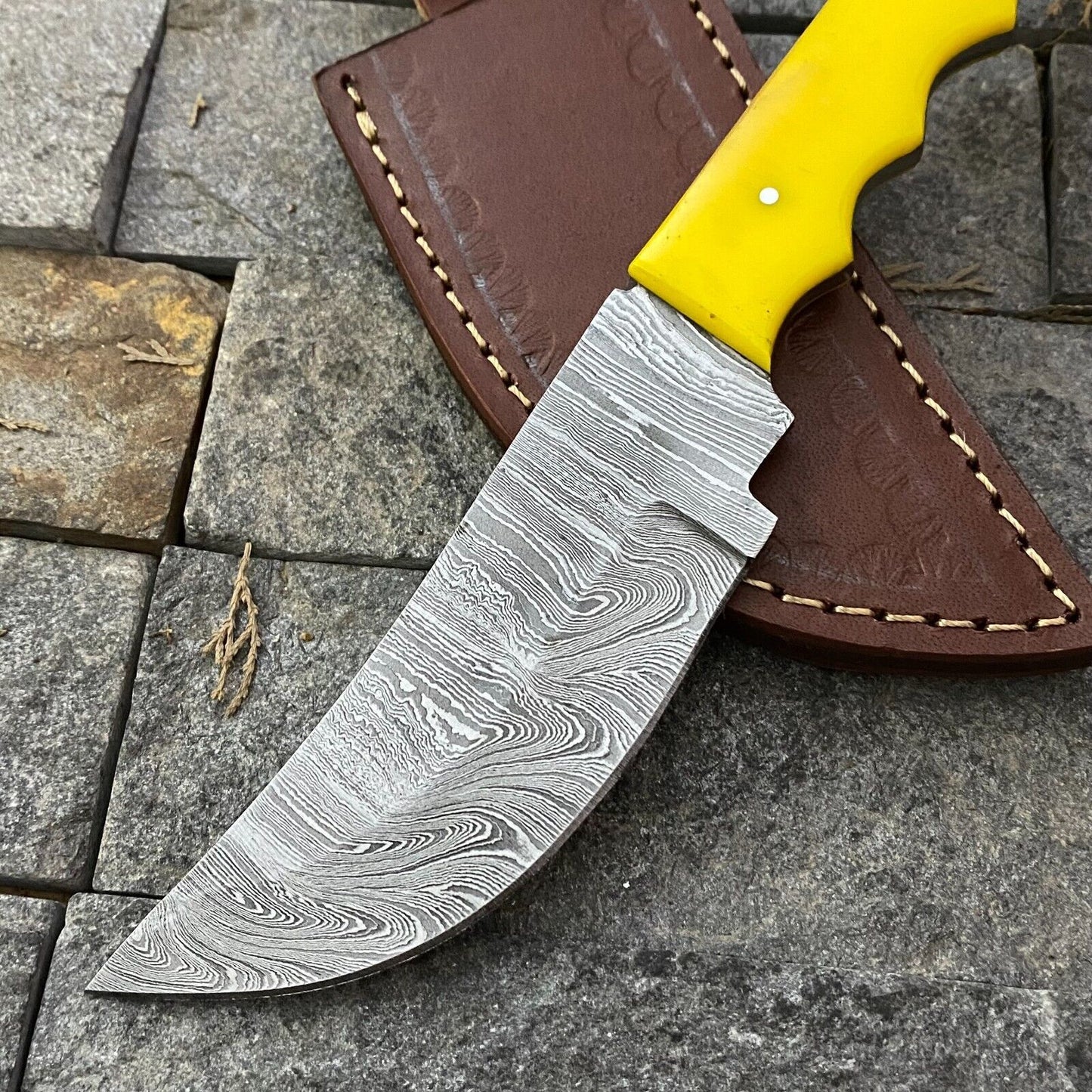 10" Twist Damascus Survival Skinner Knife Resin Handle Custom Handmade W/Sheath