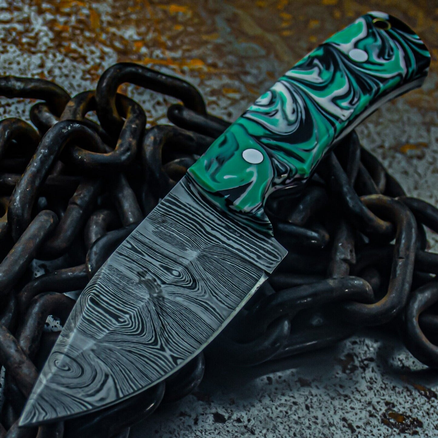 9" Tactical Damascus Bowie Knife – Resin Handle & Hand-Forged Blade