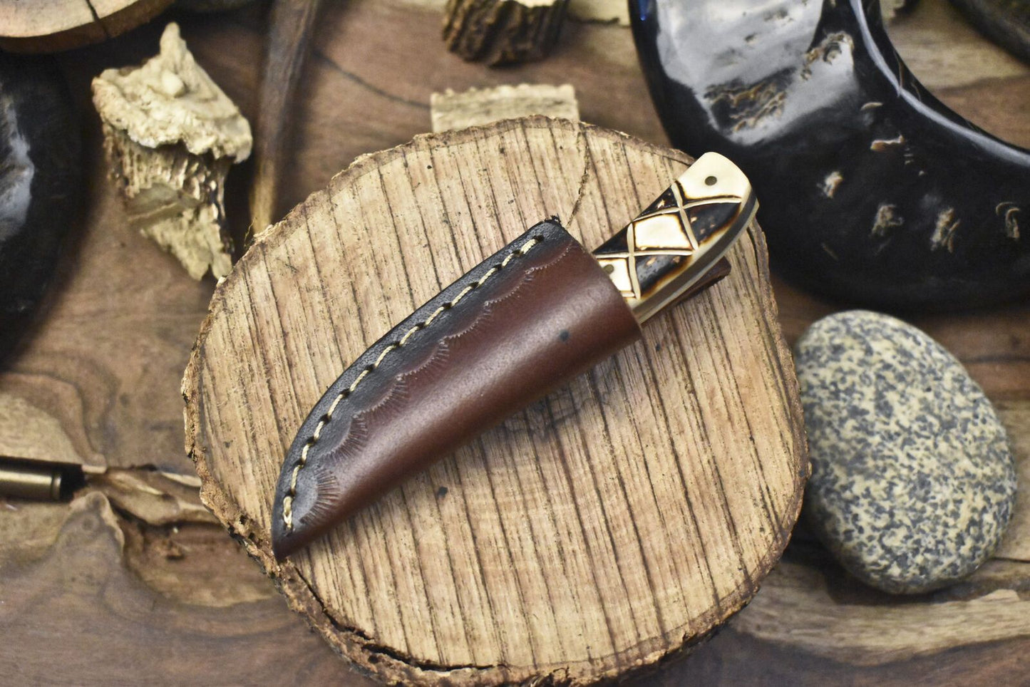 Compact Handmade Damascus Skinner Knife with Bone Handle – Twist Pattern Veterans Gift