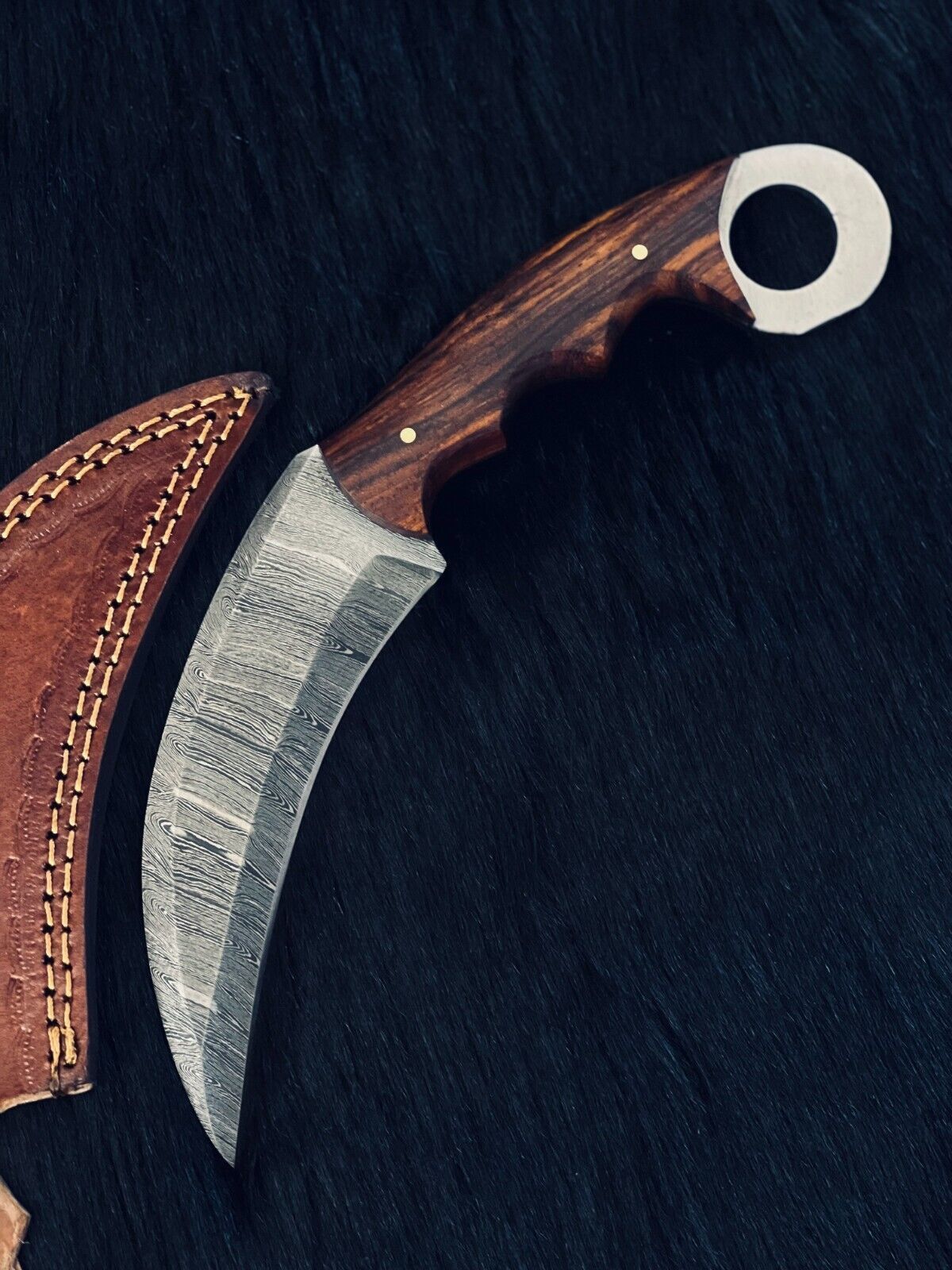 9" Custom Handmade Damascus Karambit Twist Karambit Damascus Steel With Wood Handle