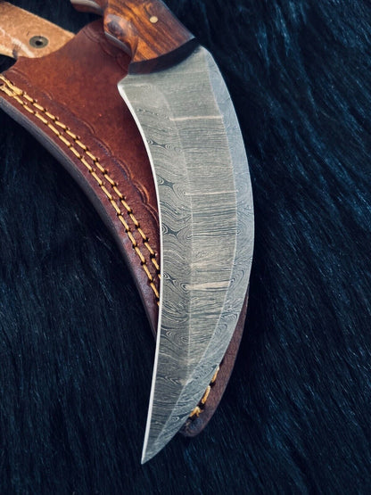 9" Custom Handmade Damascus Karambit Twist Karambit Damascus Steel With Wood Handle