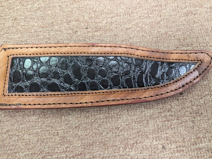 Heritage Forge Delta Style Large Bowie Knife with Antler Look Handle and Damascus Pattern Blade 9 Inch with Sheath