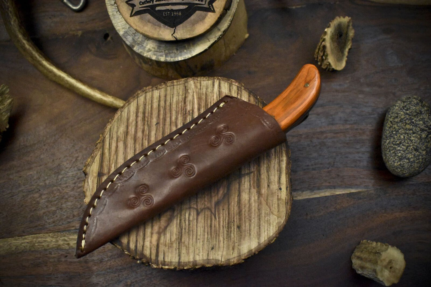 Custom Handmade Damascus Skinner Knife with Gut Hook Twist Blade and Hardwood Handle