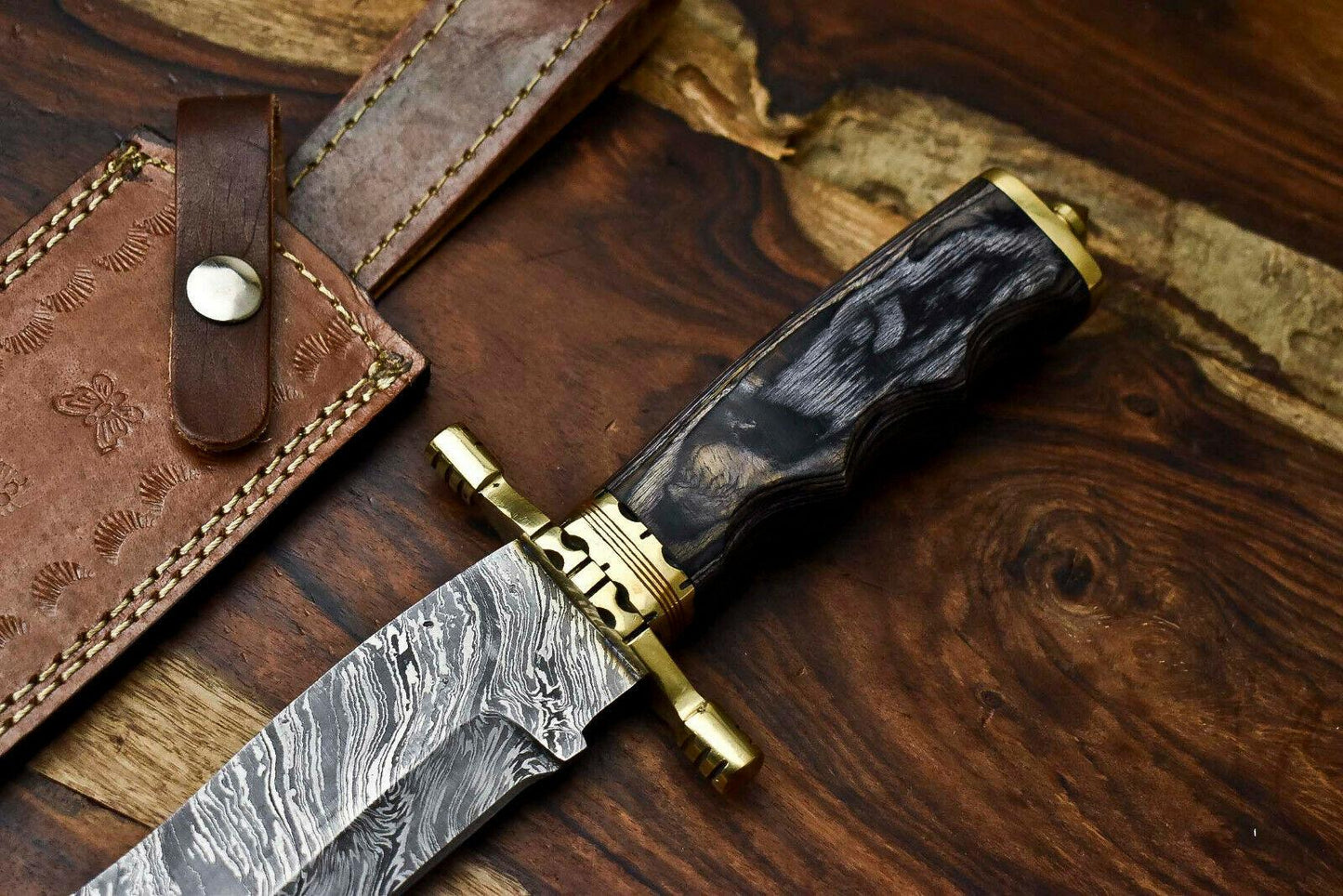 13" Handmade Damascus Bowie Hunting Knife – Hard Wood Handle, Full Tang