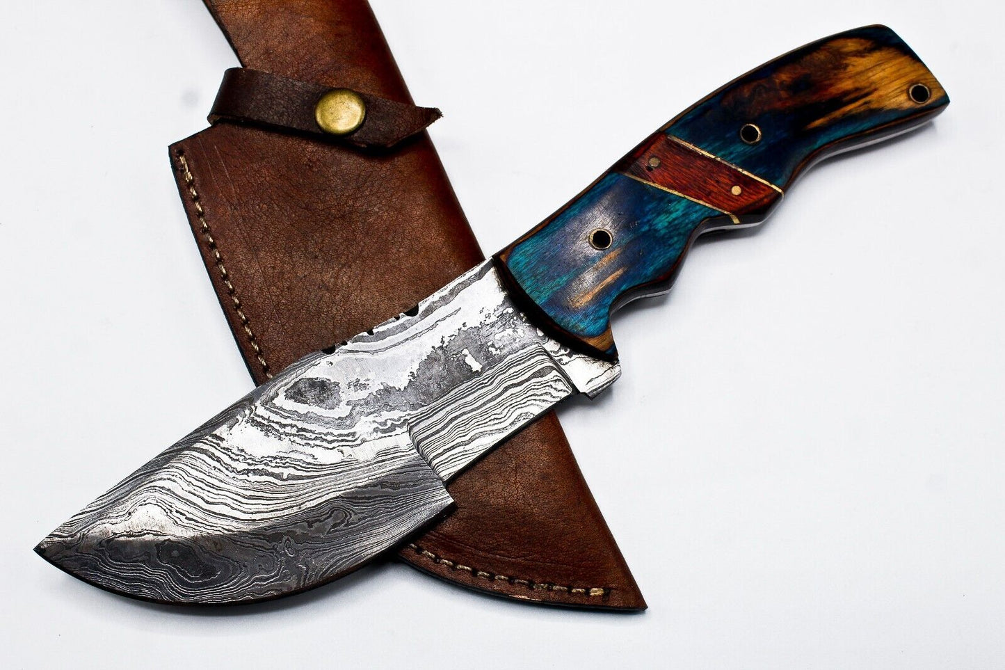 11.0’’ Handmade Damascus Steel Tracker Knife with Walnut Wood Handle and Leather Sheath – Hunting & Camping