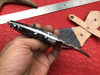 Handmade Damascus Karambit Knife Full Tang Damascus Steel Karambit with Resin Handle