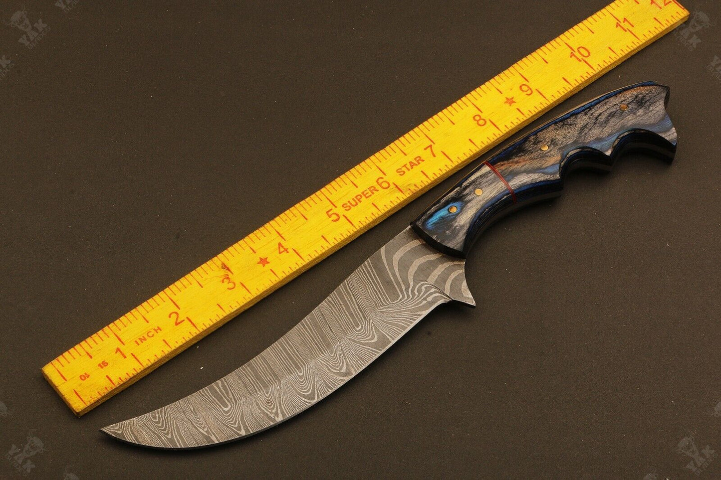 10.5" Handmade Ladder Damascus Steel Bowie Hunting Knife – Wood Handle
