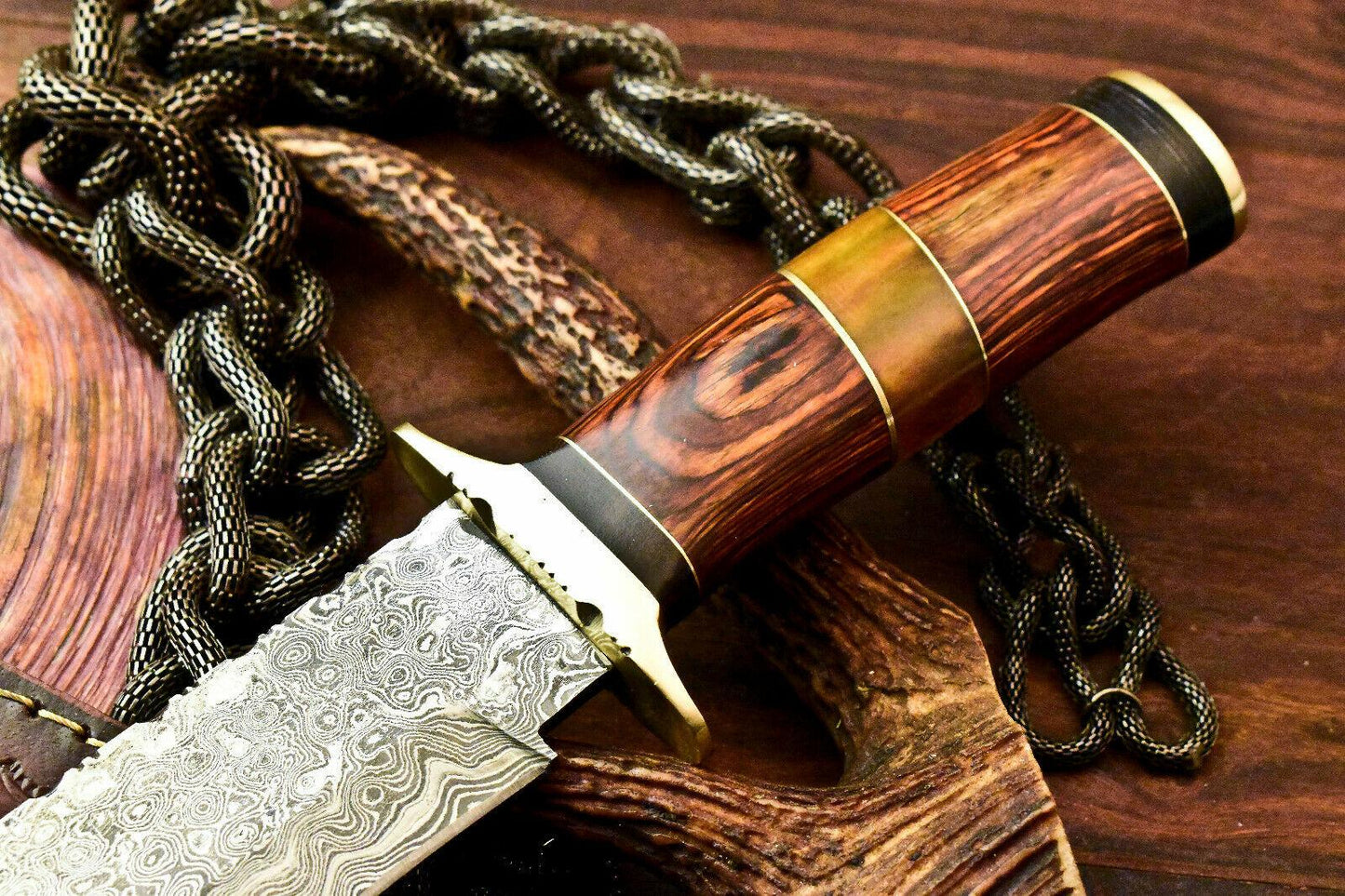 13.5" Handmade Damascus Bowie Hunting Knife | Walnut Wood Handle