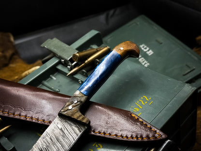 Handmade Damascus Steel Hunting Kitchen Chef Knife, Horn Handle, Leather Sheath