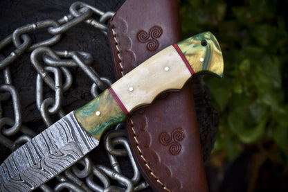 Handmade Twist Damascus Skinner Knife with Gut Hook and Bone Handle – Custom Hunting Knife with Sheath