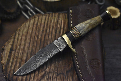 Handmade Skinner Knife Twist Damascus Bone Brass Guard Everyday Carry