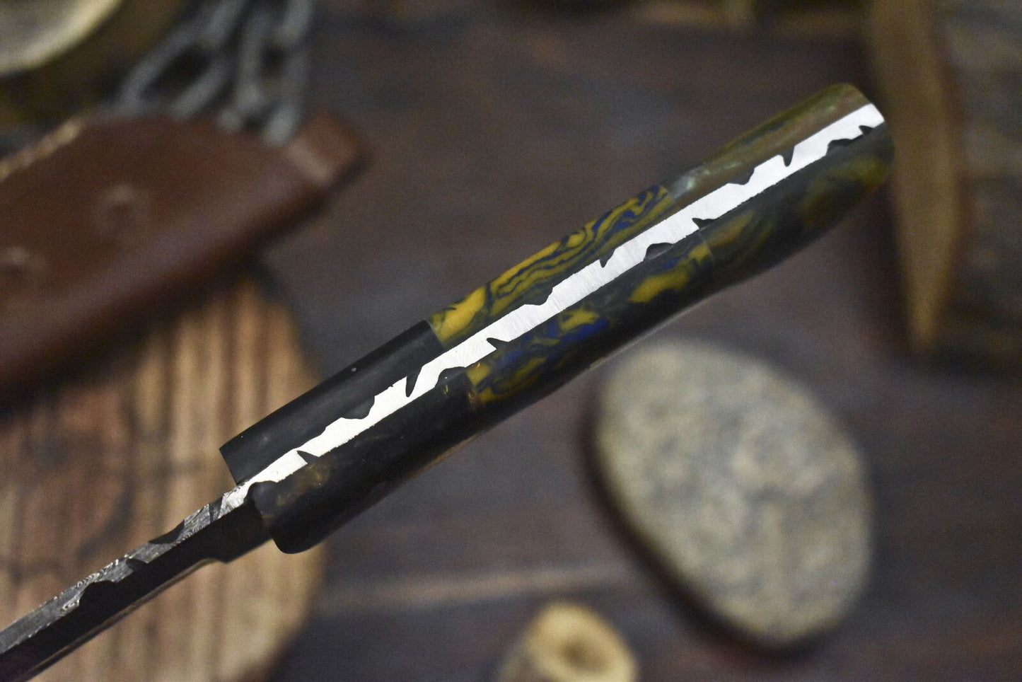 Twist Damascus Skinner Knife – 9" Corian Handle with Micarta Bolster for Fishing & Outdoor Use