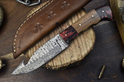 9.5" Gut Hook Skinner Knife Ladder Damascus Walnut Wood Hunting Blade