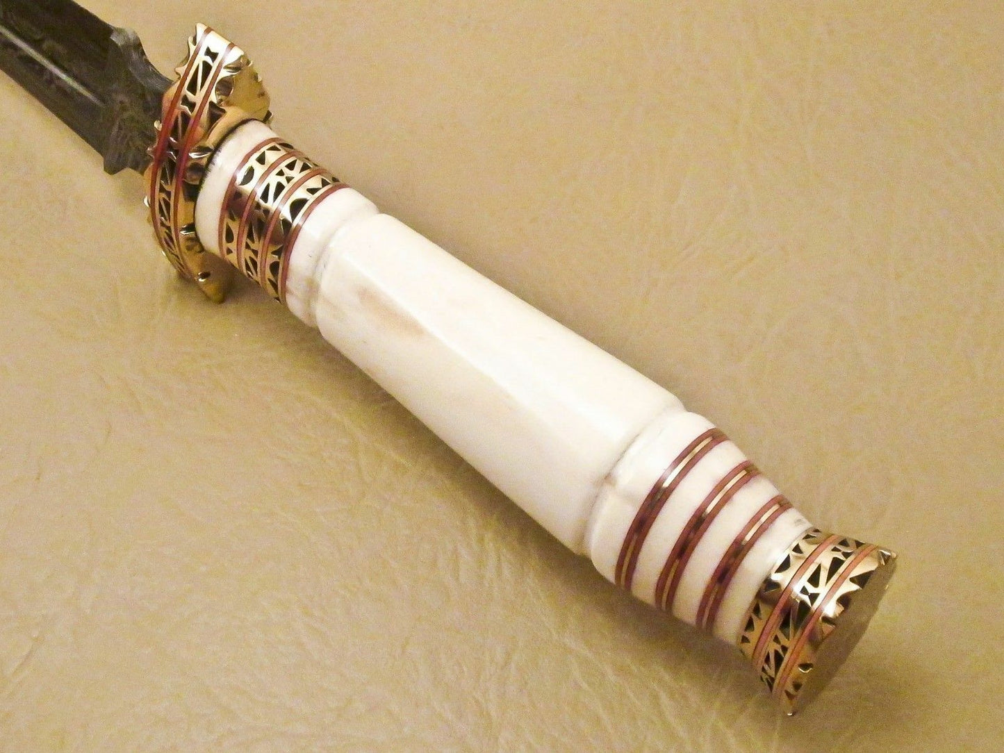 13.5 Inch Damascus Steel Hunting Dagger with Camel Bone Handle