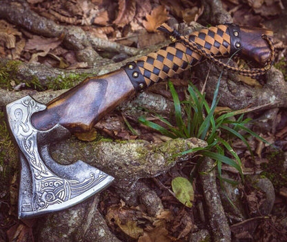 Hatchet Customized Hand Forged High Carbon Steel Viking Throwing Axe with Ash Wood Handle