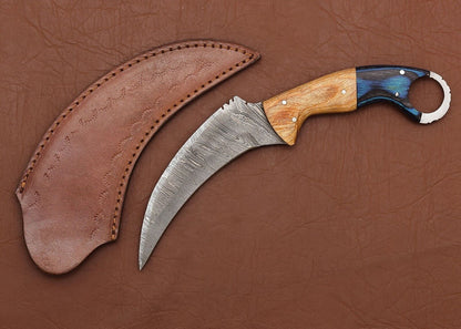 Custom Damascus Karambit Knife Karambit Damascus Steel Hunting Knife with Wood Handle