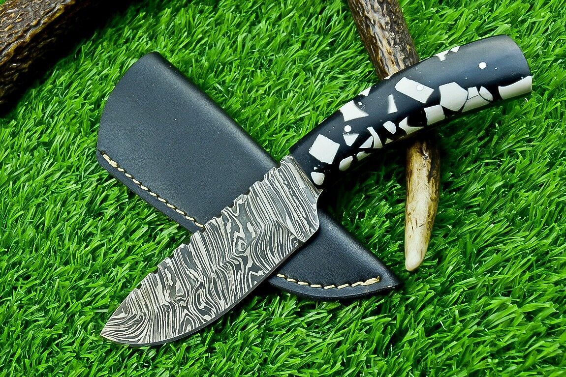 8" Custom Handmade Damascus Steel Bowie Knife – Resin Handle with Filework Spine