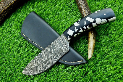 8" Custom Handmade Damascus Steel Bowie Knife – Resin Handle with Filework Spine
