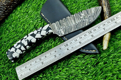 8" Custom Handmade Damascus Steel Bowie Knife – Resin Handle with Filework Spine