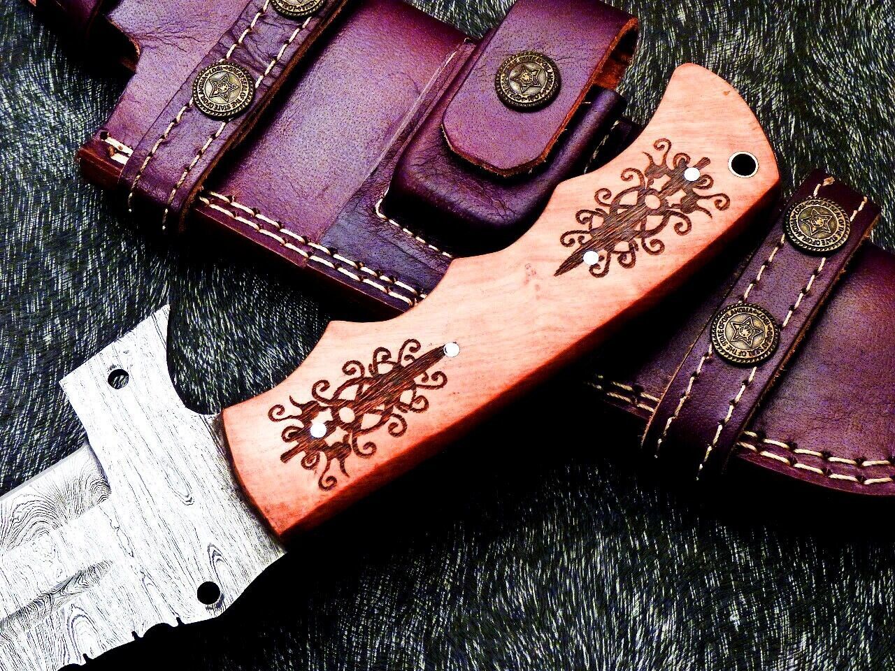 13.5 Inch Handmade Damascus Full Tang Bowie Knife with Olive Wood Handle